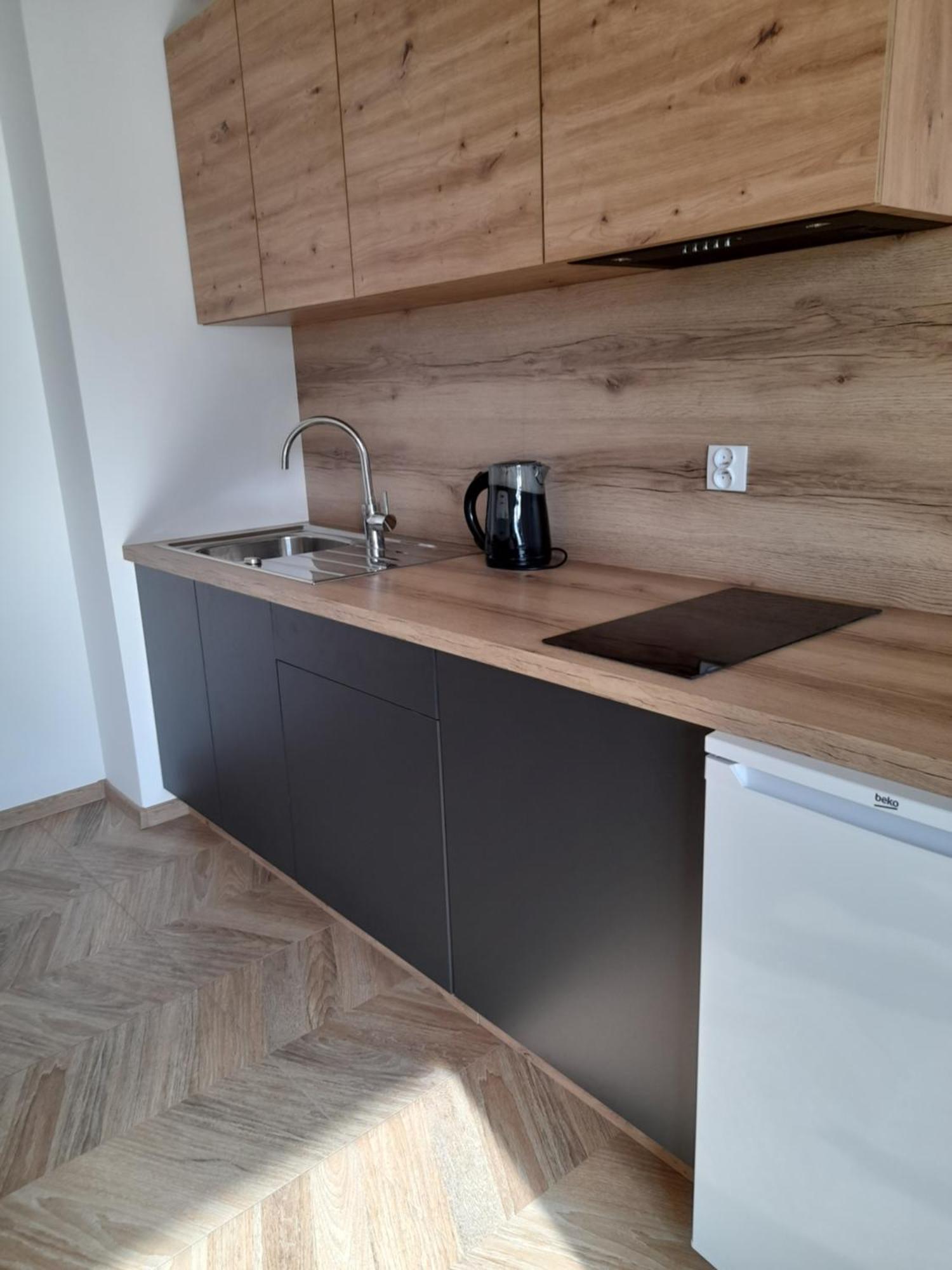 Seesea Apartment *